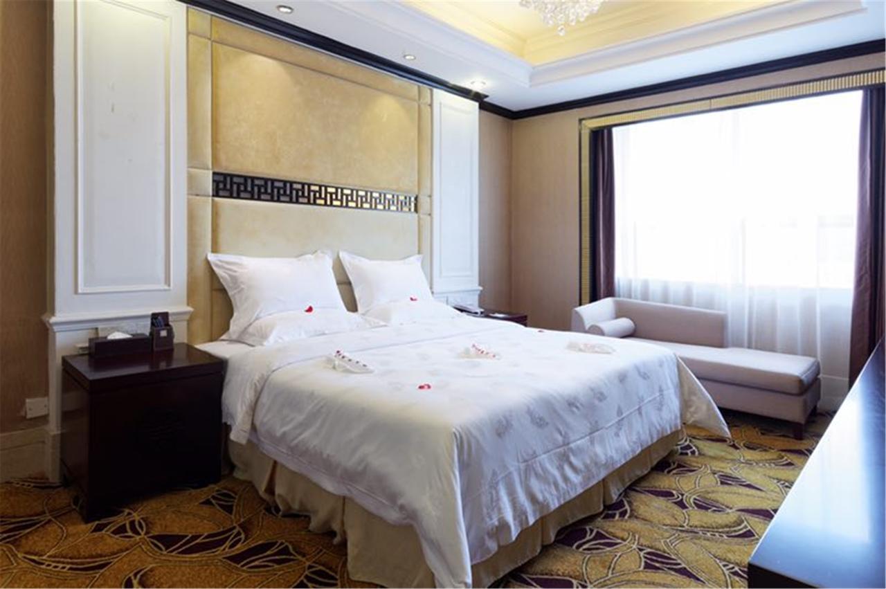 Royal Century Hotel Шеньчжень Екстер'єр фото